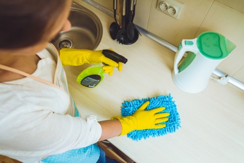 Professional carpet cleaning for W3 homes and busy hallways